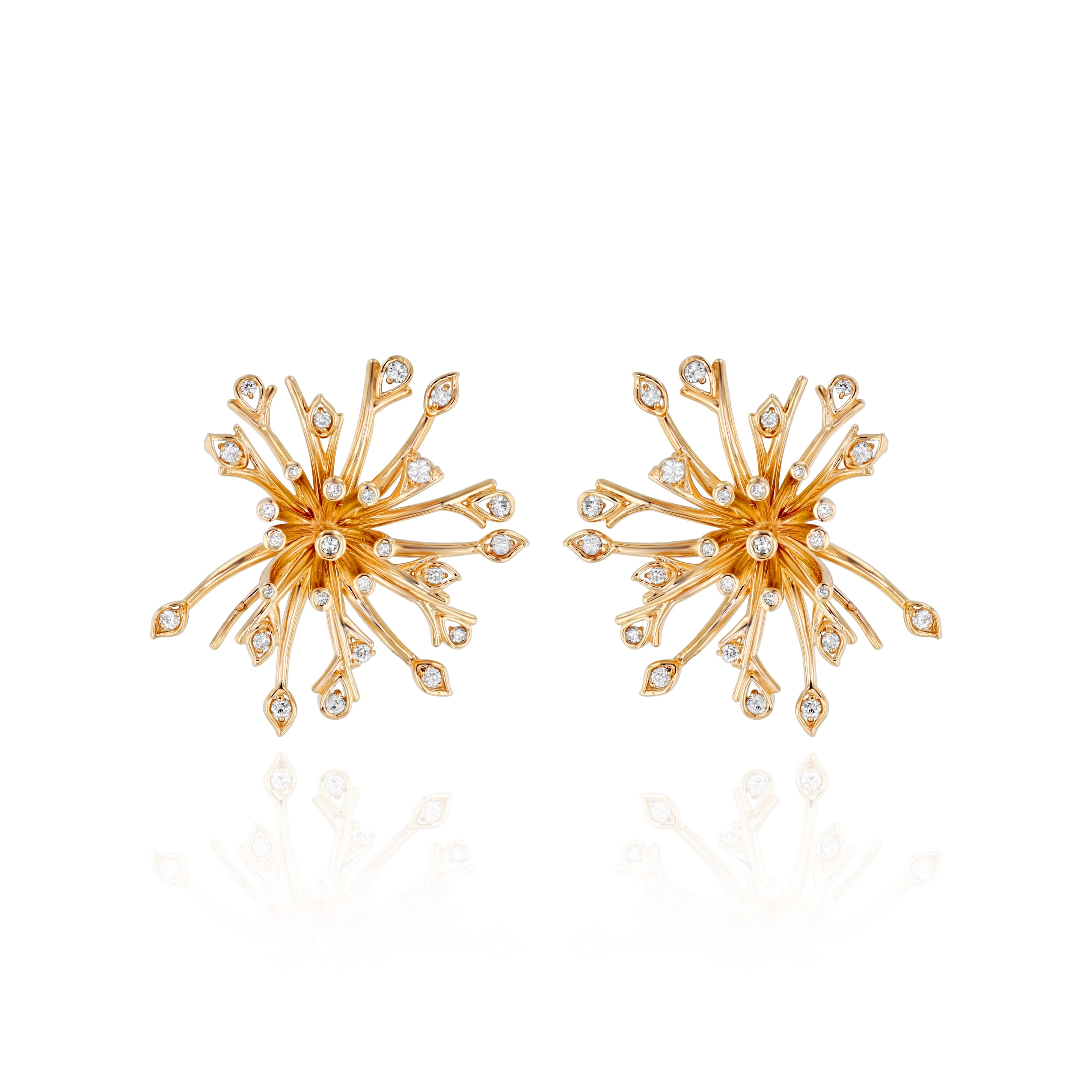Yellow Gold Earrings, resembling a dandelion flower, with small round Diamonds, Large